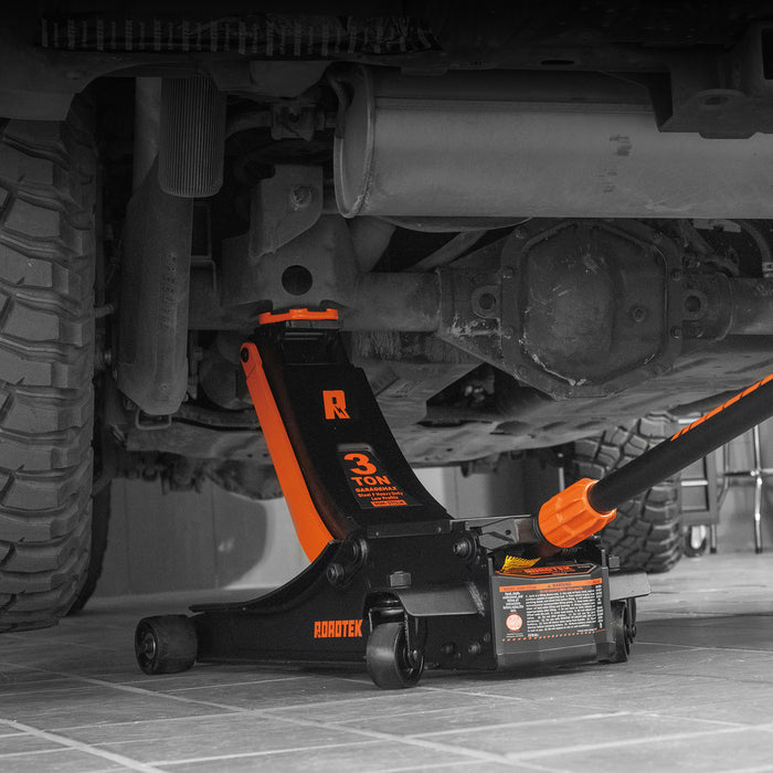 RGM-3TCLW GarageMax, 3 Ton Electric Floor Jack, Low Profile Jack for Quickly Car Lift, Hydraulic Service Jack